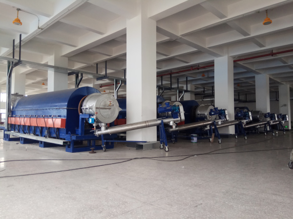 焙燒電池負(fù)極材料，規(guī)格：?0.65x7.2米間接電加熱